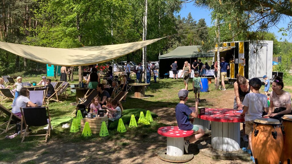lesna-2-pasieka-bee-open-2024-miod-rzepakowy
